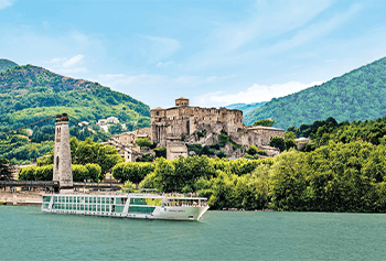 cruceros emerald asia